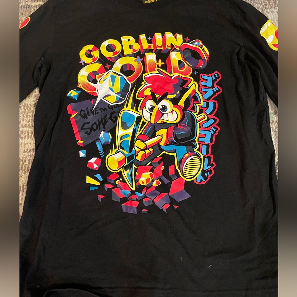 super cool japanese/english graphic long sleeve shirt with sleeve design
